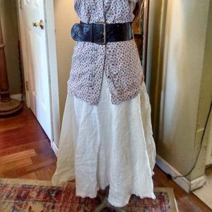 Cream Linen Fit to Flare Skirt by Boden Size 18R